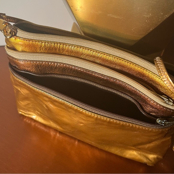 Vintage Sharif Crossbody - Picture 4 of 11